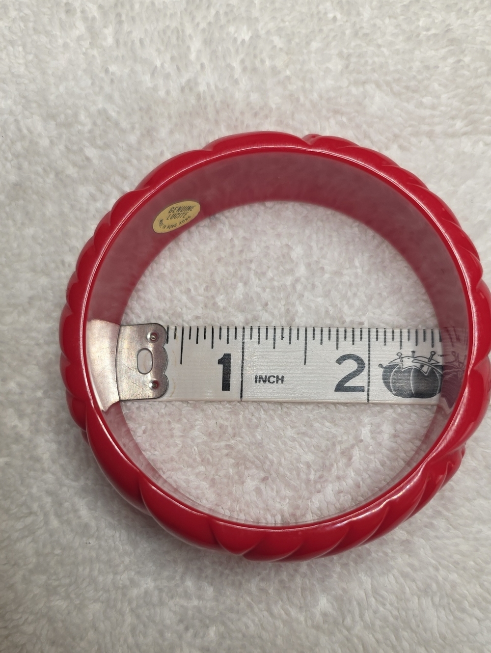 Bright Red Lucite/Acrylic Jewelry Bundle- 1 Necklace & 1 Bangle - Picture 11 of 11